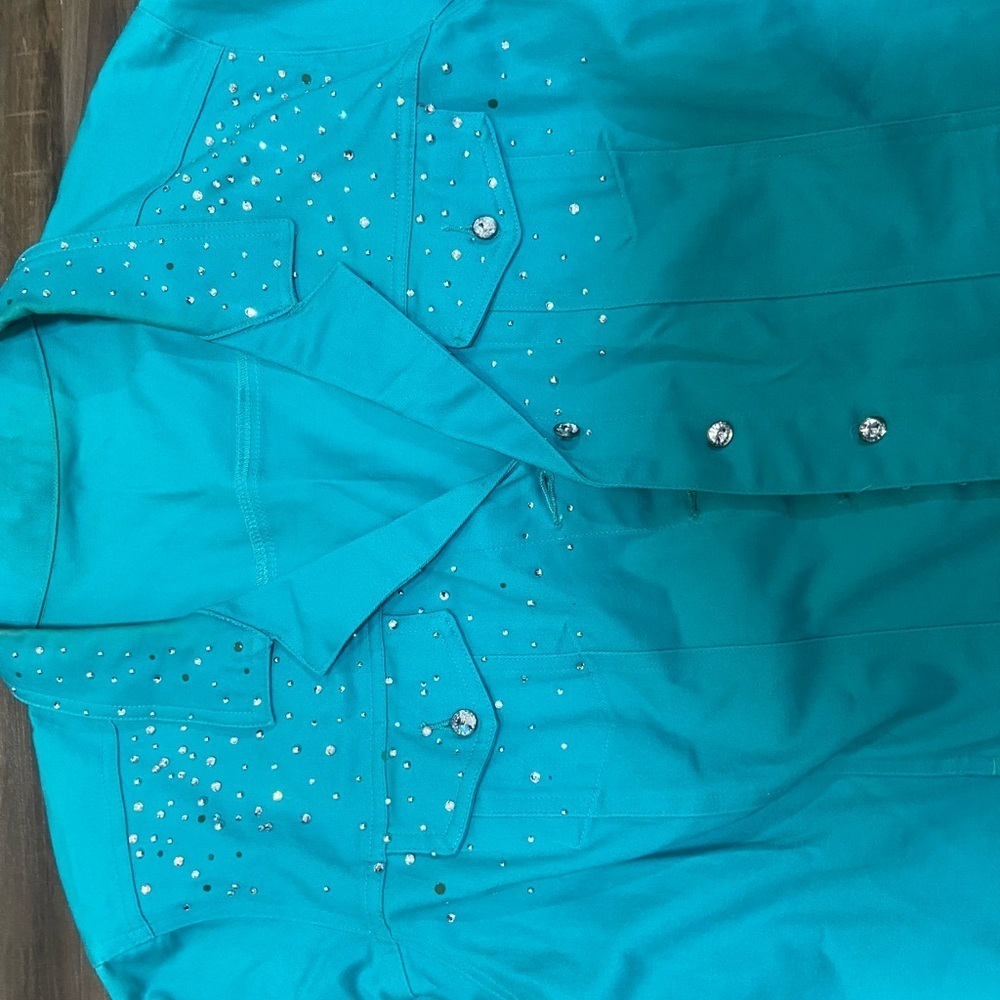 💗Fun Turquoise Button Down Shirt - Picture 2 of 4